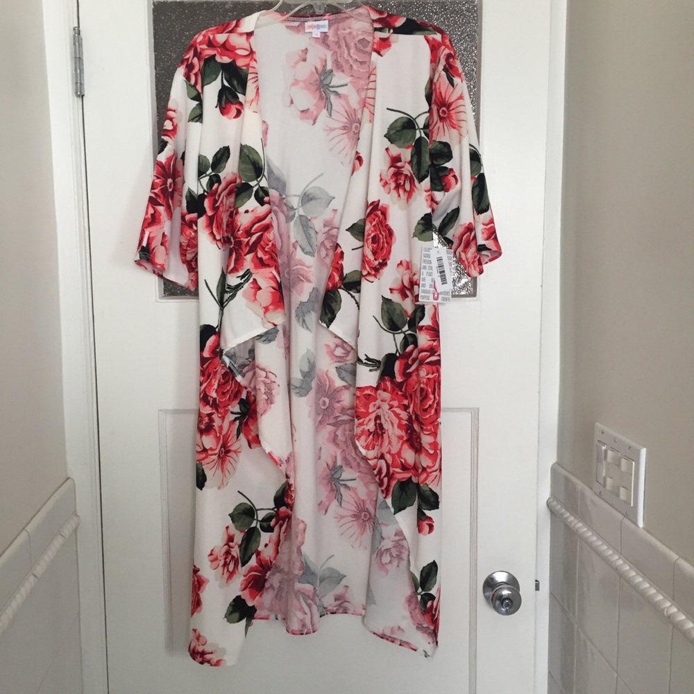 LuLaRoe S Shirley 🦄🔥 Floral 🦄🔥 BNWT